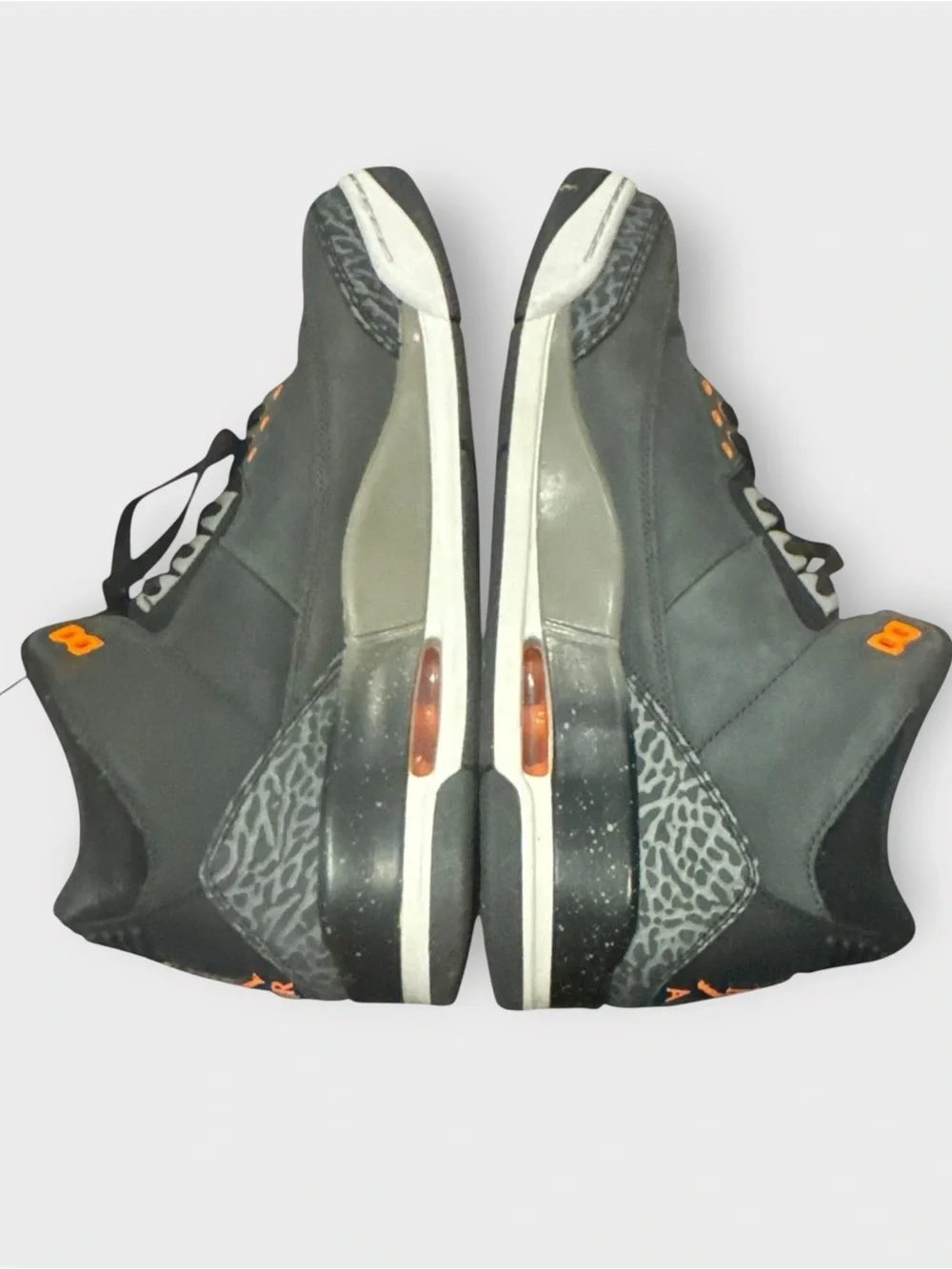 Air Jordan 3 Retro Fear Pack (2023) Gray Orange Men’s 9.5 Excellent Condition
